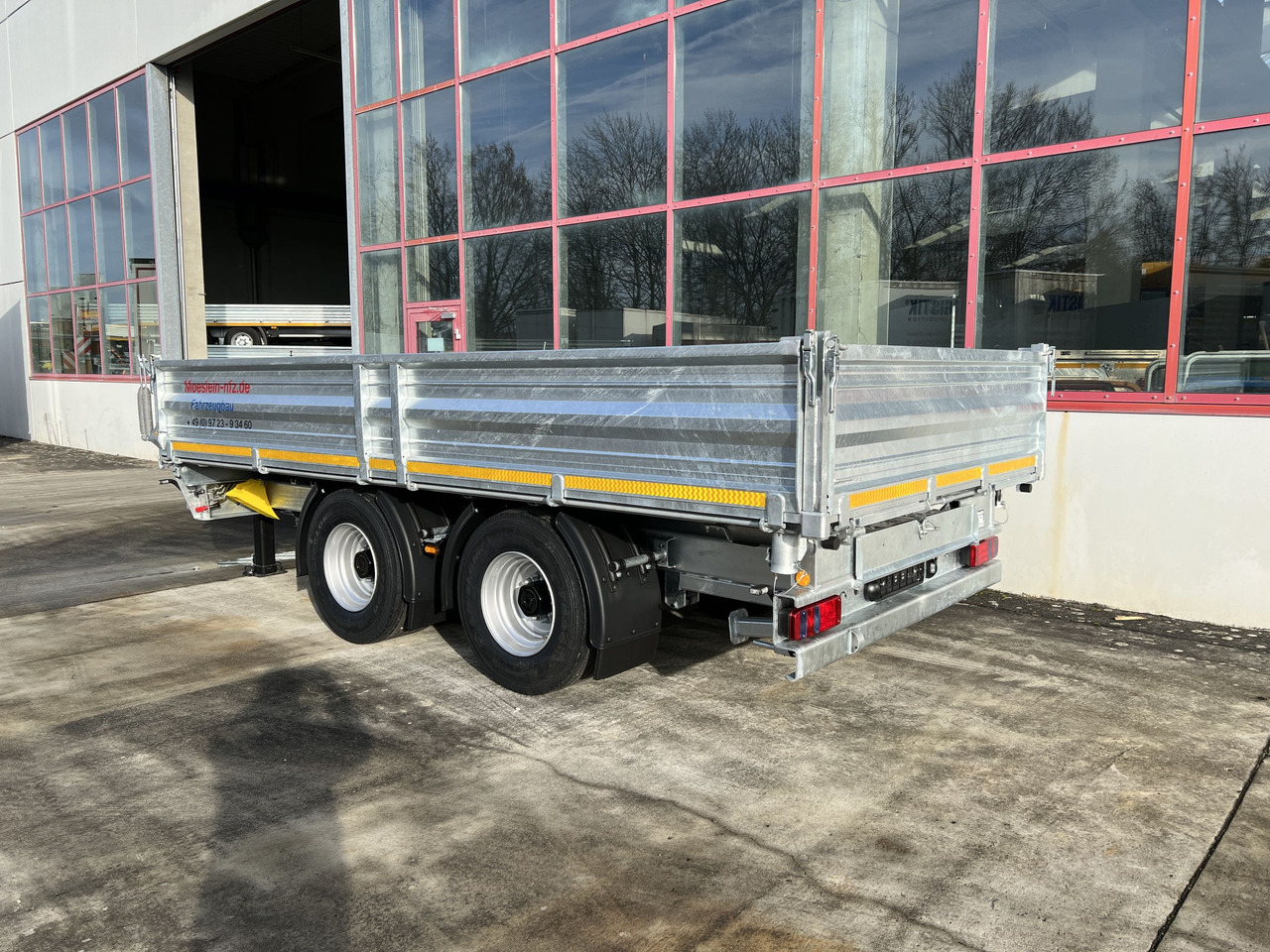 Möslein TTD 19 B neuer 19 t Tandemkipper- Tieflader - Prikolica istovarivača: slika 5 Möslein TTD 19 B neuer 19 t Tandemkipper- Tieflader - Prikolica istovarivača: slika 5