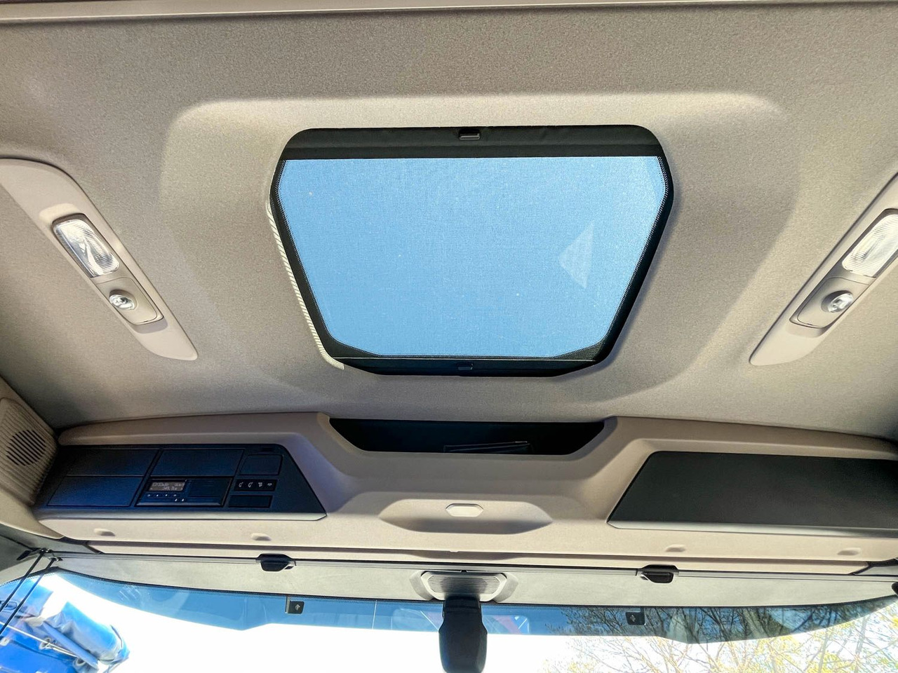 Lizing DAF FA XDC 370 Krankipper DAF XDC 370 FA Meiller Krankipper HMF DAF FA XDC 370 Krankipper DAF XDC 370 FA Meiller Krankipper HMF: slika 22 Lizing DAF FA XDC 370 Krankipper DAF XDC 370 FA Meiller Krankipper HMF DAF FA XDC 370 Krankipper DAF XDC 370 FA Meiller Krankipper HMF: slika 22