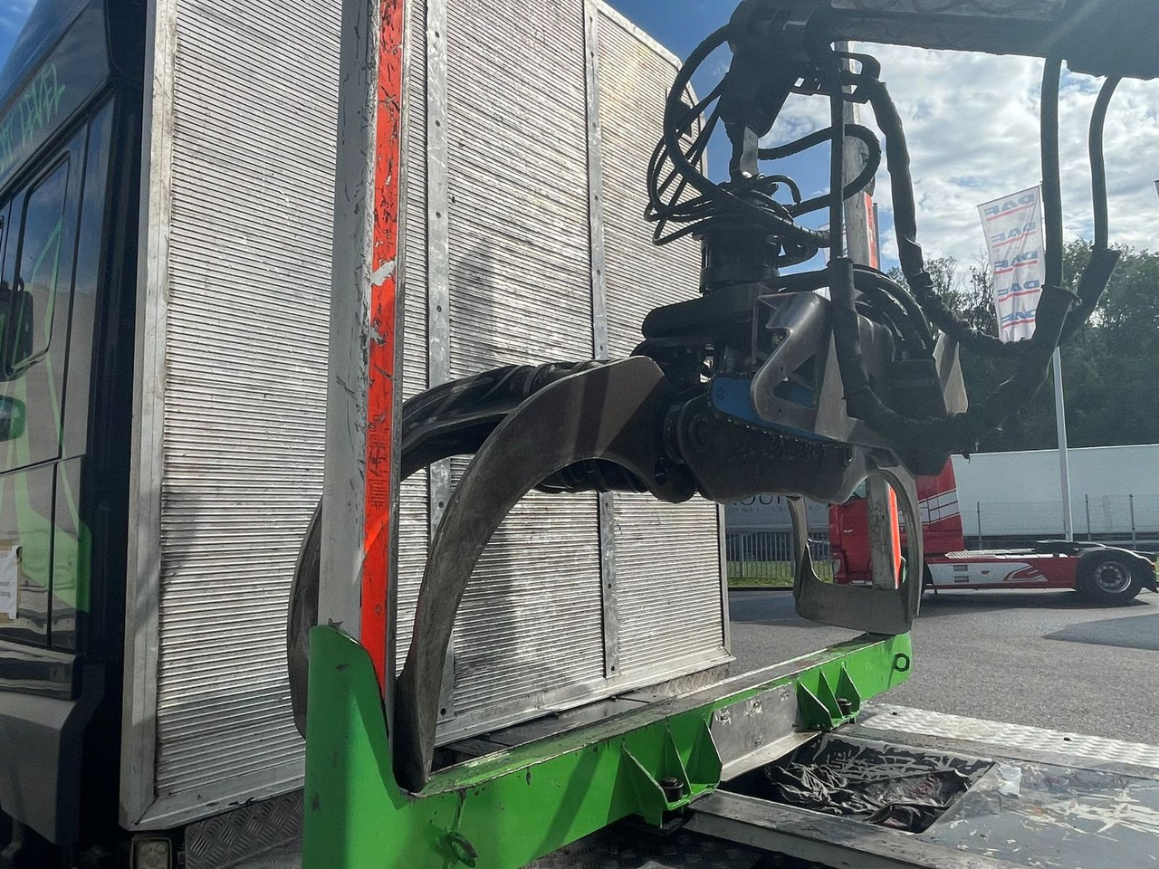 DAF FAT XF 530 SSC, Holztransport, Greifer mit Säge - Šticar, Kamion sa dizalicom: slika 5 DAF FAT XF 530 SSC, Holztransport, Greifer mit Säge - Šticar, Kamion sa dizalicom: slika 5