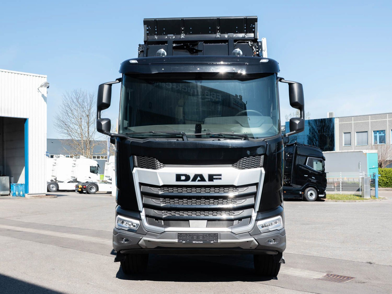 DAF FAT XFC 530 Meiller Trigenius D316 DAF FAT XFC 530 Meiller Trigenius D316 - Istovarivač: slika 2 DAF FAT XFC 530 Meiller Trigenius D316 DAF FAT XFC 530 Meiller Trigenius D316 - Istovarivač: slika 2