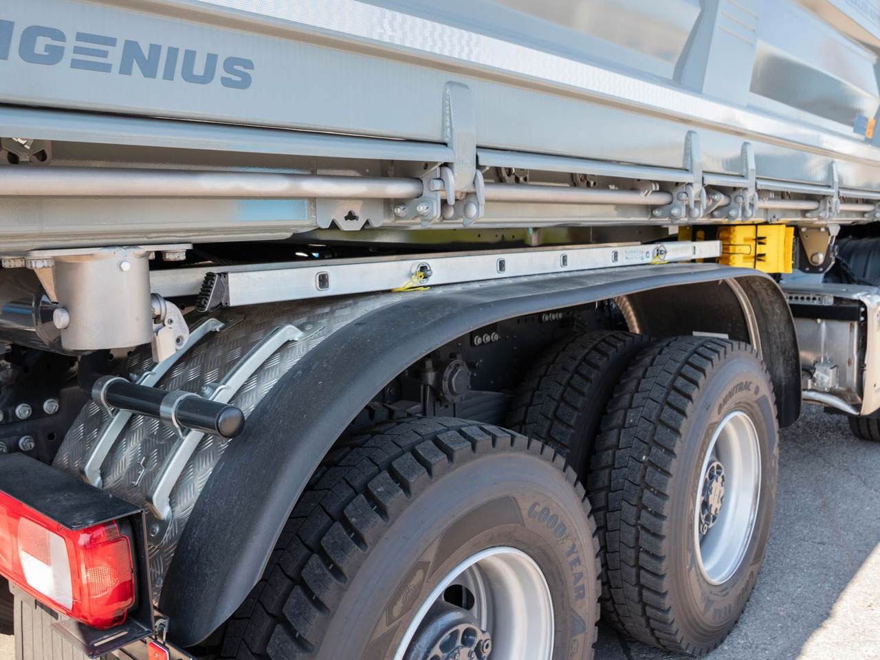 Novu Istovarivač DAF FAT XFC 530 Meiller Trigenius D316 DAF FAT XFC 530 Meiller Trigenius D316: slika 10 Novu Istovarivač DAF FAT XFC 530 Meiller Trigenius D316 DAF FAT XFC 530 Meiller Trigenius D316: slika 10