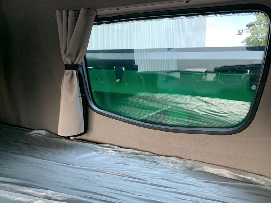 Istovarivač DAF FAT XFC 530 SL Meiller TRIGENIUS D 316 DAF FAT XFC 530 SL Meiller TRIGENIUS D 316: slika 25 Istovarivač DAF FAT XFC 530 SL Meiller TRIGENIUS D 316 DAF FAT XFC 530 SL Meiller TRIGENIUS D 316: slika 25