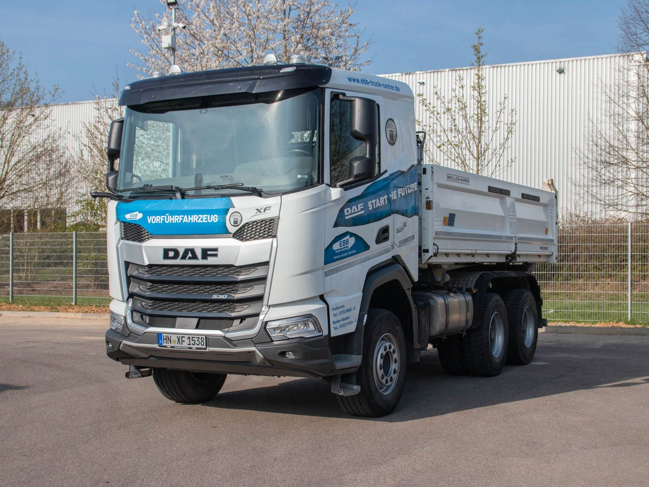 DAF FAT XFC 530 SL Meiller TRIGENIUS D 316 DAF FAT XFC 530 SL Meiller TRIGENIUS D 316 - Istovarivač: slika 1 DAF FAT XFC 530 SL Meiller TRIGENIUS D 316 DAF FAT XFC 530 SL Meiller TRIGENIUS D 316 - Istovarivač: slika 1