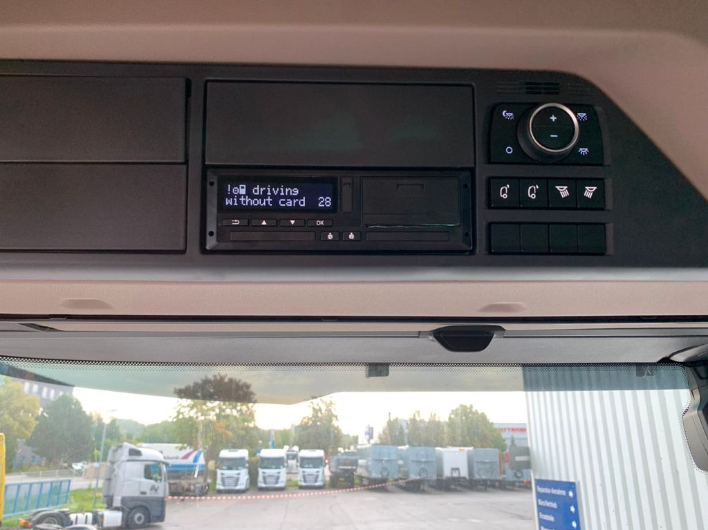 Istovarivač DAF FAT XFC 530 SL Meiller TRIGENIUS D 316 DAF FAT XFC 530 SL Meiller TRIGENIUS D 316: slika 20 Istovarivač DAF FAT XFC 530 SL Meiller TRIGENIUS D 316 DAF FAT XFC 530 SL Meiller TRIGENIUS D 316: slika 20