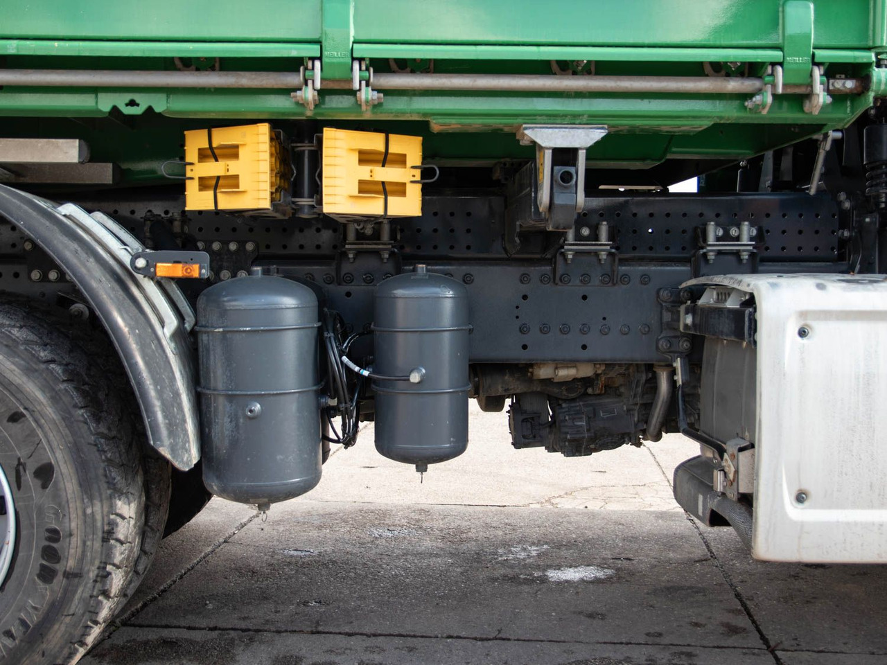 Istovarivač DAF FAT XFC 530 SL Meiller TRIGENIUS D 316 DAF FAT XFC 530 SL Meiller TRIGENIUS D 316: slika 10 Istovarivač DAF FAT XFC 530 SL Meiller TRIGENIUS D 316 DAF FAT XFC 530 SL Meiller TRIGENIUS D 316: slika 10