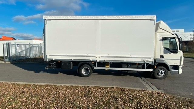 DAF LF 210 8t Pritsche-Plane LBW Tageszulassung DAF FA LF 210 08t Spier Pritsche-Plane - Kamion sa ceradom: slika 4 DAF LF 210 8t Pritsche-Plane LBW Tageszulassung DAF FA LF 210 08t Spier Pritsche-Plane - Kamion sa ceradom: slika 4