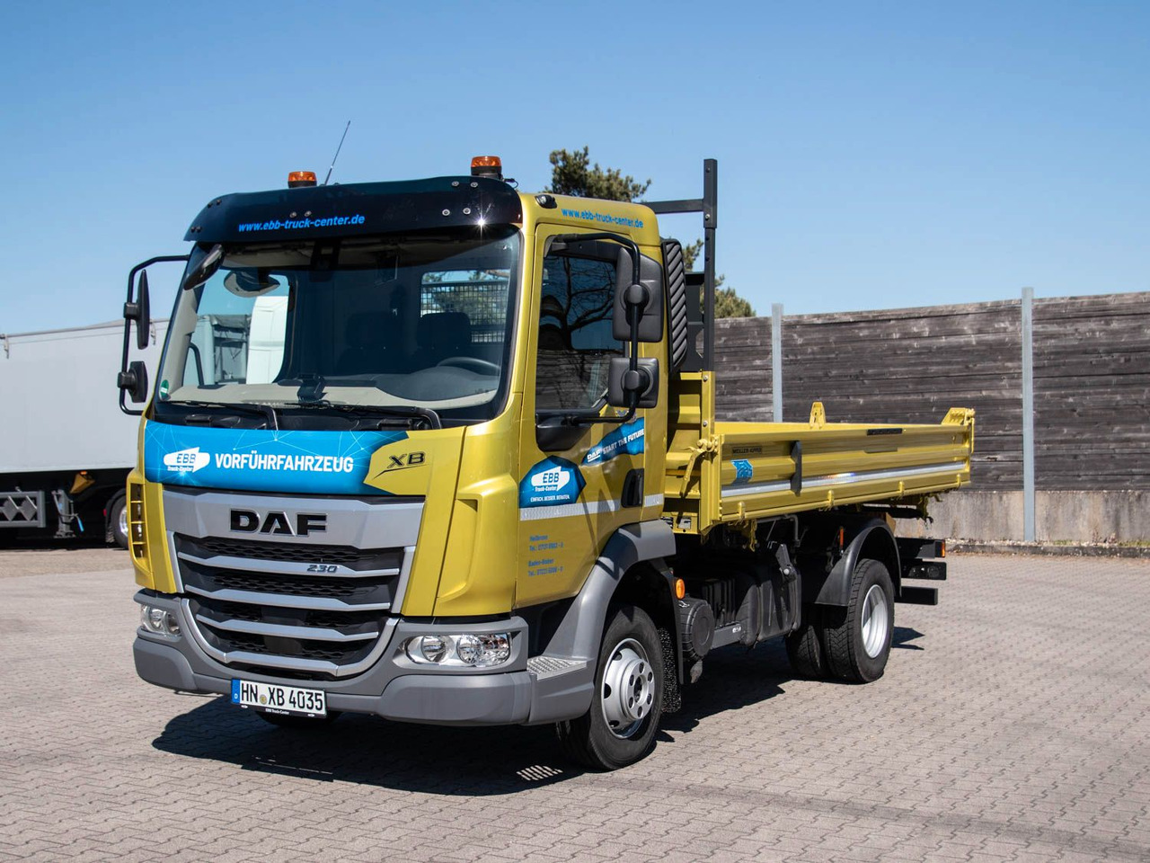 DAF XB 230 7,5t Meiller Kipper DAF XB 230 7,5t Meiller Kipper - Istovarivač: slika 1 DAF XB 230 7,5t Meiller Kipper DAF XB 230 7,5t Meiller Kipper - Istovarivač: slika 1