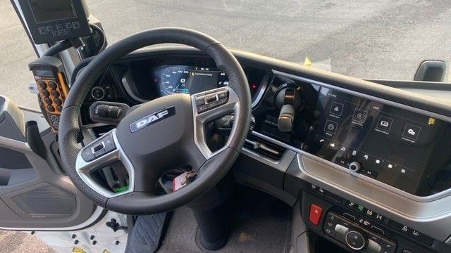 DAF XF 480 FAN Abroller VDL DAF XF 480 FAN Abroller VDL - Kamion sa hidrauličnom kukom: slika 5 DAF XF 480 FAN Abroller VDL DAF XF 480 FAN Abroller VDL - Kamion sa hidrauličnom kukom: slika 5