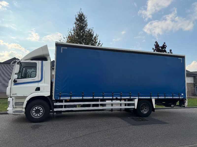 DAF CF 290 2016 - Kamion sa zatvorenim sandukom: slika 5 DAF CF 290 2016 - Kamion sa zatvorenim sandukom: slika 5