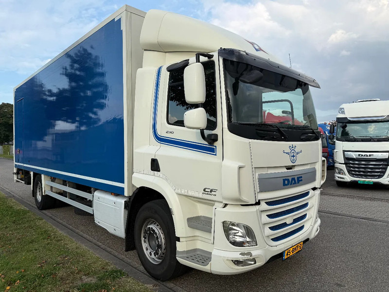 DAF CF 290 2016 - Kamion sa zatvorenim sandukom: slika 2 DAF CF 290 2016 - Kamion sa zatvorenim sandukom: slika 2