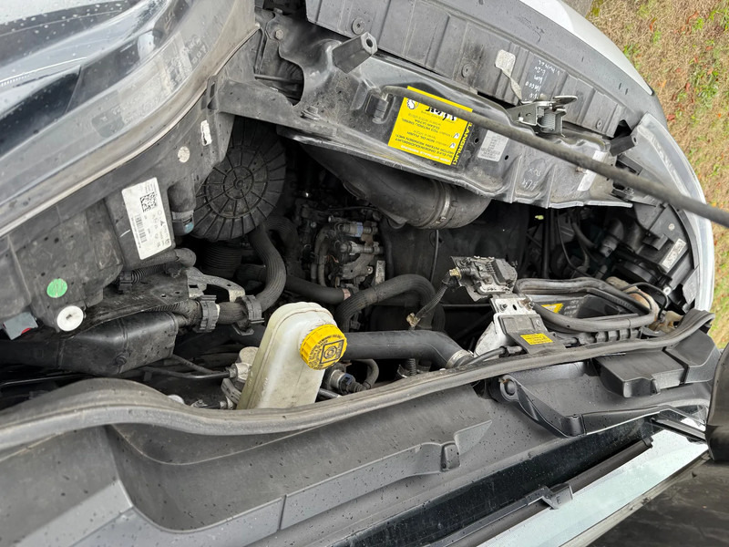 Furgon Peugeot Boxer 2.2 D 140 pk ! 2023: slika 12