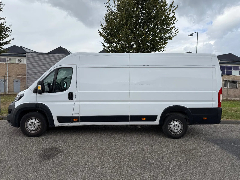 Furgon Peugeot Boxer 2.2 D 140 pk ! 2023: slika 6