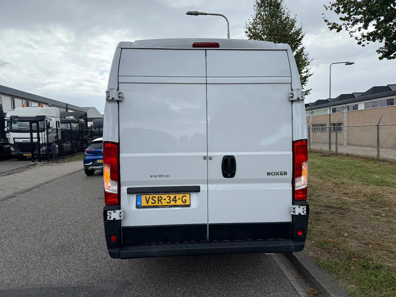 Furgon Peugeot Boxer 2.2 D 140 pk ! 2023: slika 8