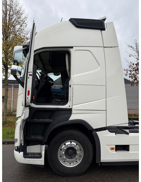 Tegljač Volvo FH 460 XL 2022 only 397.000 km !!!: slika 18 Tegljač Volvo FH 460 XL 2022 only 397.000 km !!!: slika 18