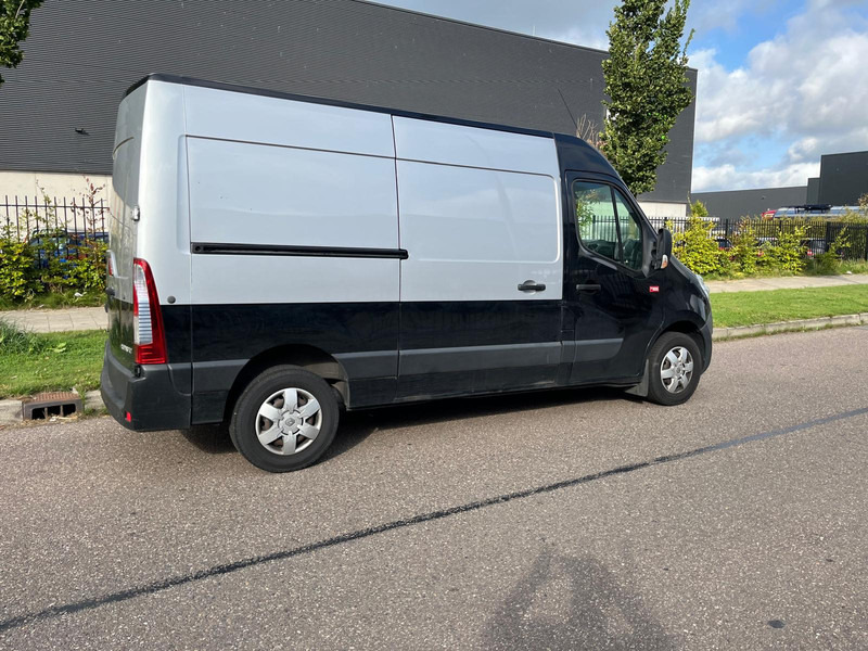 Renault Master 130.35 L2 H2 Airco, Inclusief werkplaats inrichting - Furgon: slika 5 Renault Master 130.35 L2 H2 Airco, Inclusief werkplaats inrichting - Furgon: slika 5