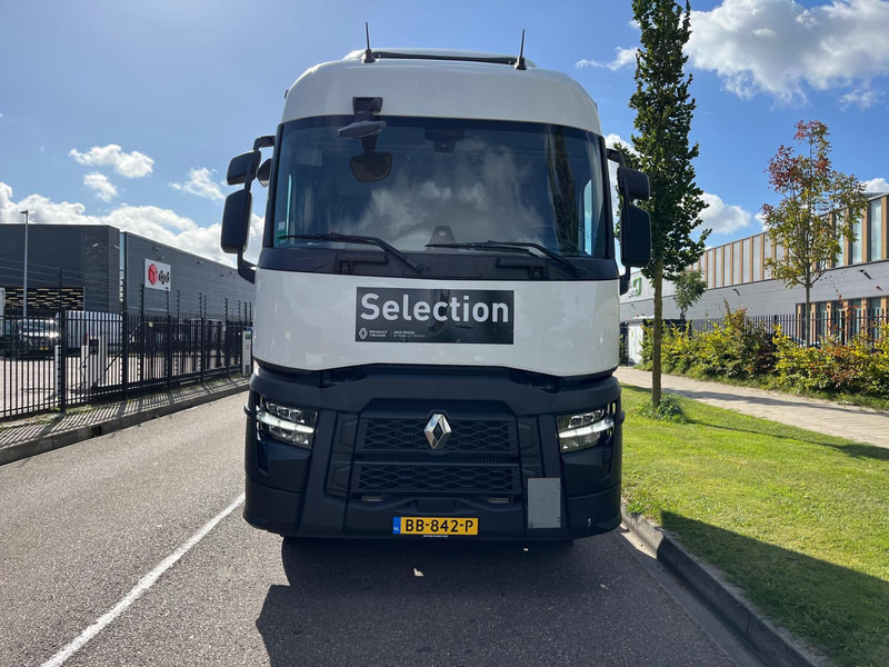 Renault T-13 EVO 480 T4X2, SELECTION, SLEEPERCAB - Tegljač: slika 4 Renault T-13 EVO 480 T4X2, SELECTION, SLEEPERCAB - Tegljač: slika 4