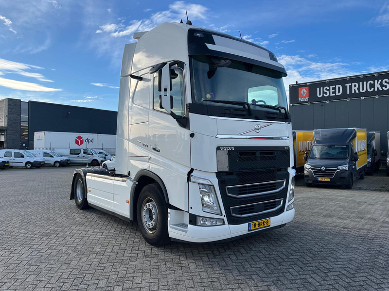 Volvo FH 460 4X2 Globetrotter X Tra High, Unlimited Edition, I-shave - Tegljač: slika 4 Volvo FH 460 4X2 Globetrotter X Tra High, Unlimited Edition, I-shave - Tegljač: slika 4