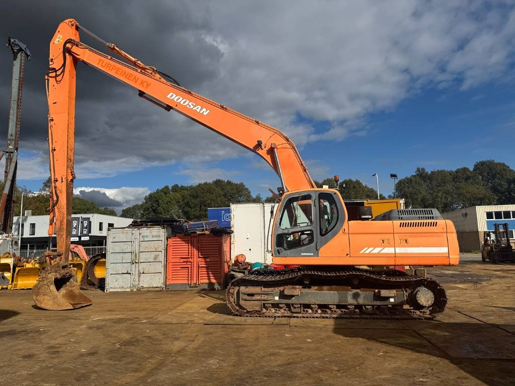 Doosan DX 300 LC ( 4.690 original hours 18M long reach ) - Bager: slika 1 Doosan DX 300 LC ( 4.690 original hours 18M long reach ) - Bager: slika 1