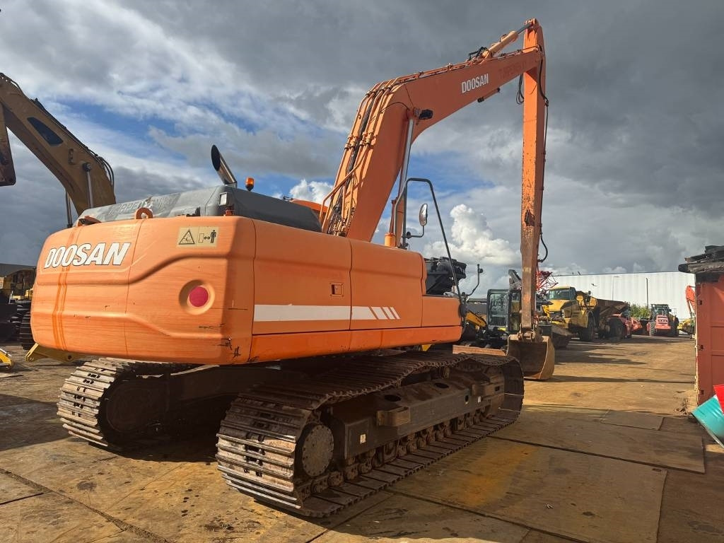 Doosan DX 300 LC ( 4.690 original hours 18M long reach ) - Bager: slika 5 Doosan DX 300 LC ( 4.690 original hours 18M long reach ) - Bager: slika 5