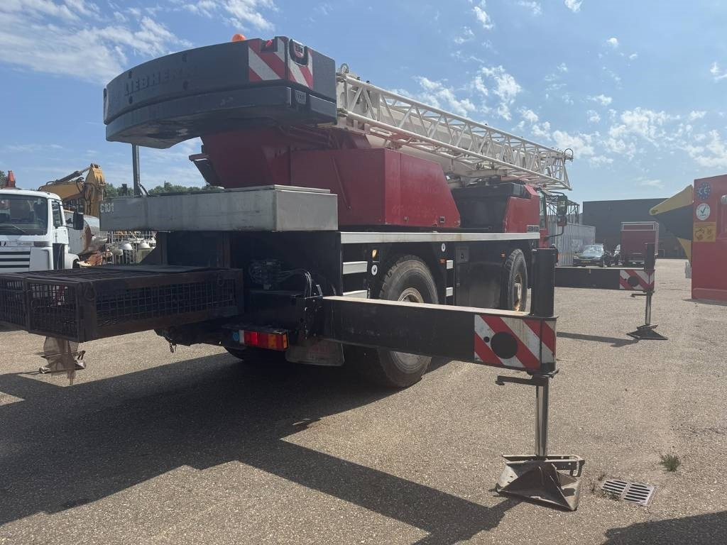 Liebherr LTM 1030-2.1 ( WITH JIB ) - Autokran za sve terene: slika 5 Liebherr LTM 1030-2.1 ( WITH JIB ) - Autokran za sve terene: slika 5