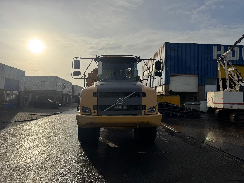 Volvo A 30 F - Zglobni kiper: slika 4 Volvo A 30 F - Zglobni kiper: slika 4