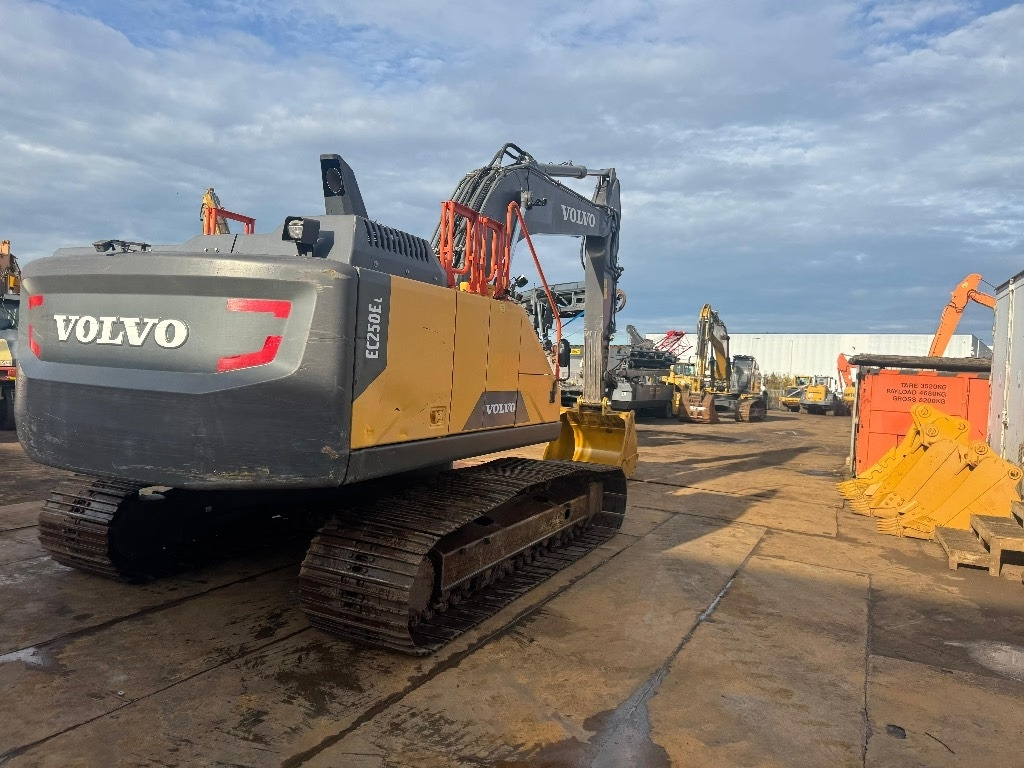 Volvo EC 250 EL - Bager guseničar: slika 5 Volvo EC 250 EL - Bager guseničar: slika 5