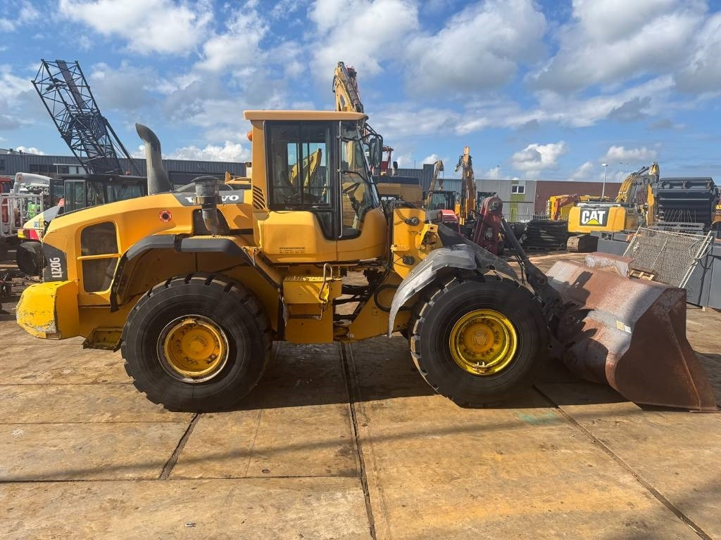 Volvo L 120 G - Utovarivač točkaš: slika 4 Volvo L 120 G - Utovarivač točkaš: slika 4