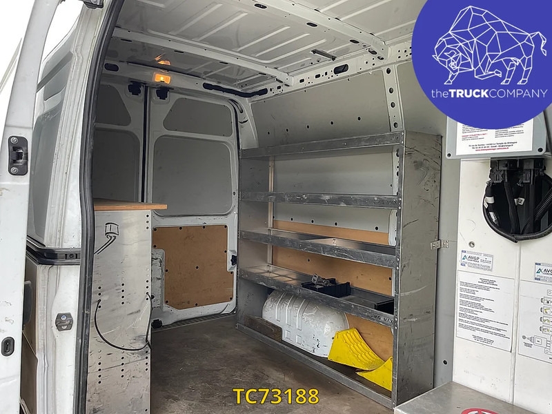 Dostavno vozilo Renault Master 130.35 l2h2 nacelle: slika 16