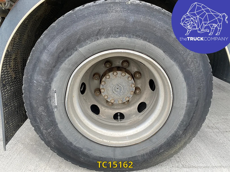 Iveco EuroCargo 160 E25 - Kamion sa zatvorenim sandukom: slika 4 Iveco EuroCargo 160 E25 - Kamion sa zatvorenim sandukom: slika 4