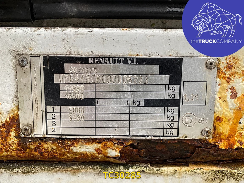 Kamion sa zatvorenim sandukom Renault Midlum 220: slika 10