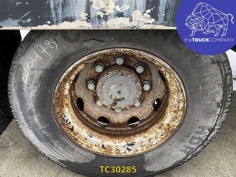 Kamion sa zatvorenim sandukom Renault Midlum 220: slika 15