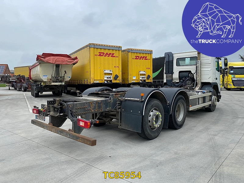 Volvo FMX 370 - Kamion sa golom šasijom i zatvorenom kabinom: slika 4 Volvo FMX 370 - Kamion sa golom šasijom i zatvorenom kabinom: slika 4