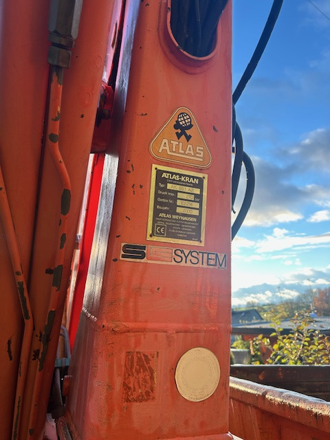 MAN 19 293 4x4 Kran Atlas 85.1 A2 - Istovarivač: slika 4 MAN 19 293 4x4 Kran Atlas 85.1 A2 - Istovarivač: slika 4