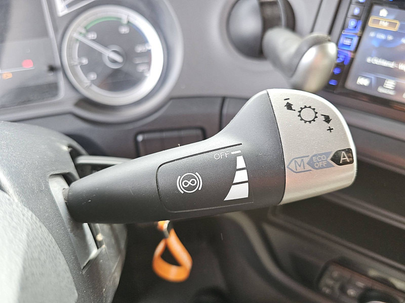 Kamion sa golom šasijom i zatvorenom kabinom DAF XF 480 SSC 6X2 FAR INTARDER: slika 12 Kamion sa golom šasijom i zatvorenom kabinom DAF XF 480 SSC 6X2 FAR INTARDER: slika 12