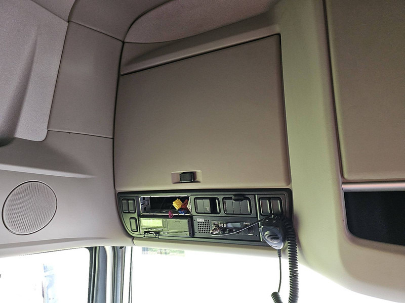 Kamion sa golom šasijom i zatvorenom kabinom DAF XF 480 SSC 6X2 FAR INTARDER: slika 11 Kamion sa golom šasijom i zatvorenom kabinom DAF XF 480 SSC 6X2 FAR INTARDER: slika 11