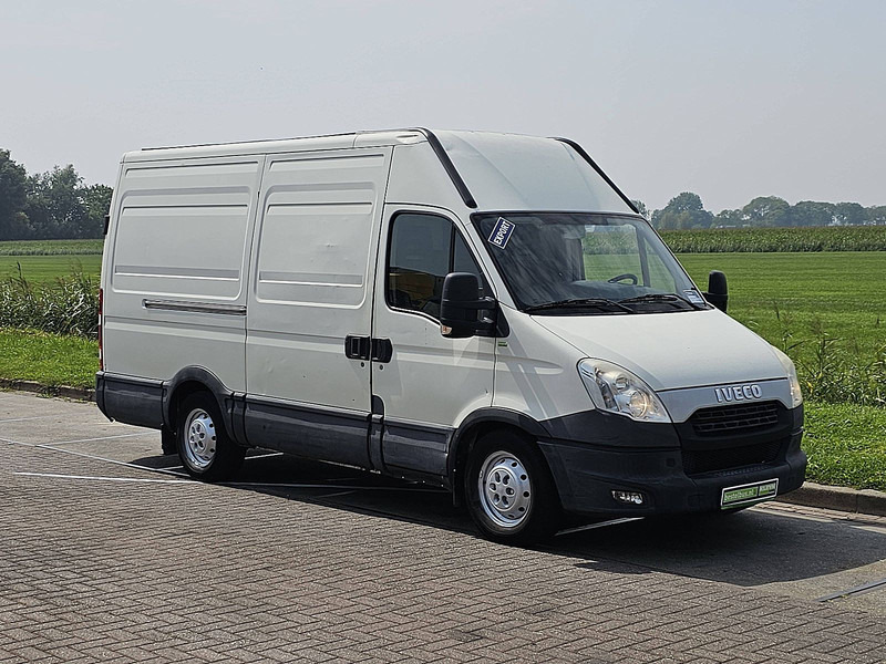 Iveco Daily 35S21 L2H2 Airco 3.0L 204p - Furgon: slika 5 Iveco Daily 35S21 L2H2 Airco 3.0L 204p - Furgon: slika 5
