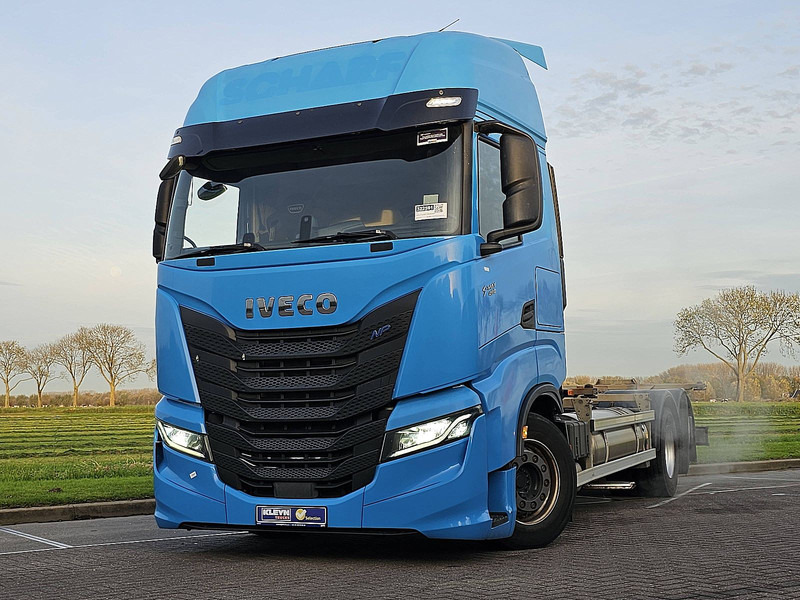 Iveco S-WAY AS260S46 LNG - Kamion za prevoz kontejnera/ Kamion sa promenjivim sandukom: slika 1 Iveco S-WAY AS260S46 LNG - Kamion za prevoz kontejnera/ Kamion sa promenjivim sandukom: slika 1