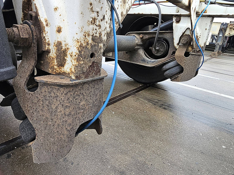 Poluprikolica za prevoz kontejnera/ Poluprikolica sa promenjivim sandukom Krone SD: slika 7