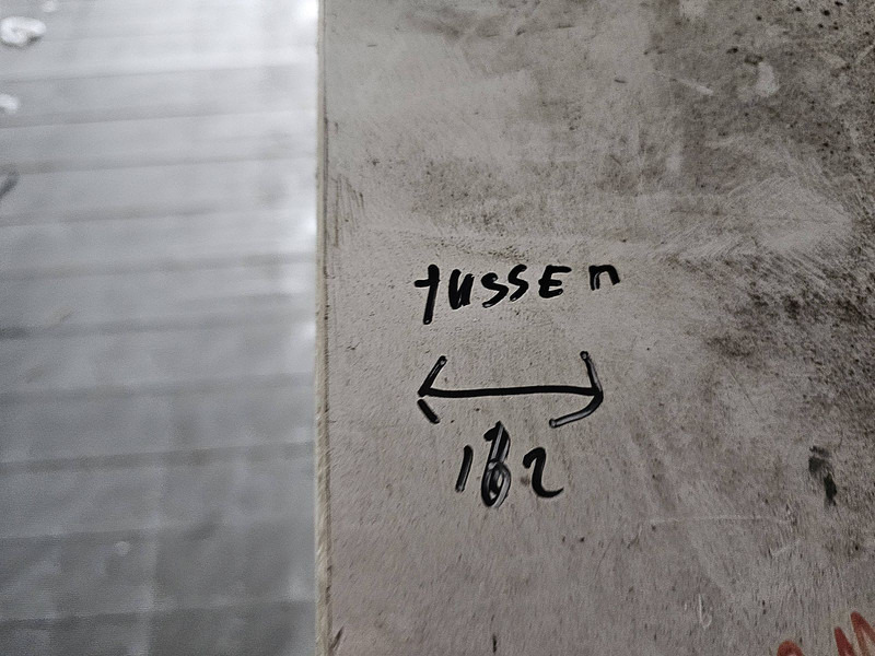 Poluprikolica sa zatvorenim sandukom Langendorf SDT27/27 DOUBLE DECK: slika 9