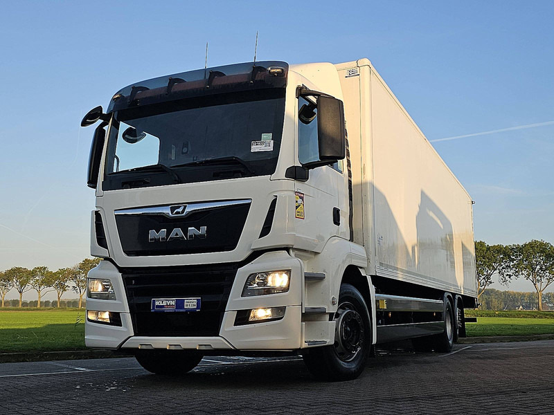 MAN 26.320 TGS - Kamion sa zatvorenim sandukom: slika 1 MAN 26.320 TGS - Kamion sa zatvorenim sandukom: slika 1