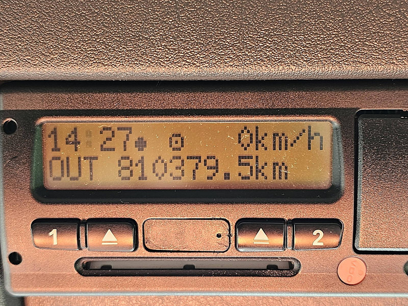 Kamion sa zatvorenim sandukom MAN 26.320 TGS: slika 9 Kamion sa zatvorenim sandukom MAN 26.320 TGS: slika 9