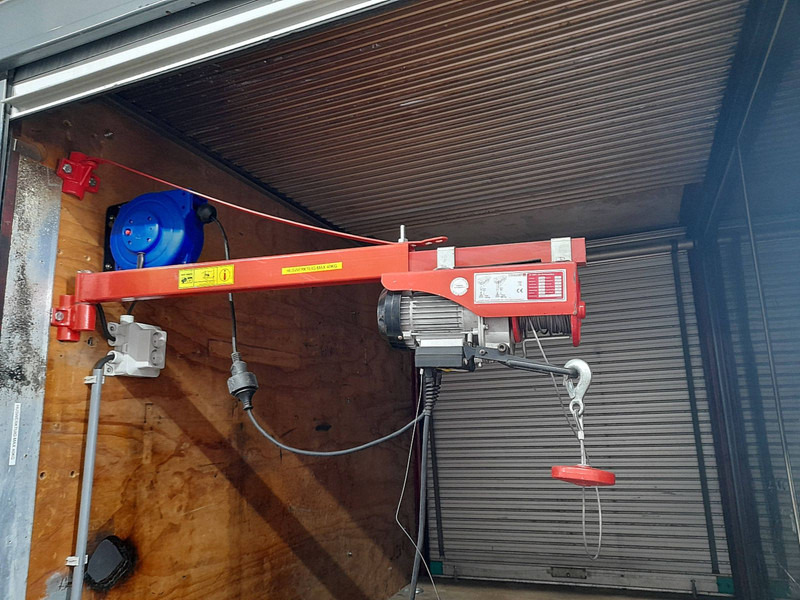 Kamion sa zatvorenim sandukom MAN 8.180 TGL DOKA DOUBLE CABIN: slika 17