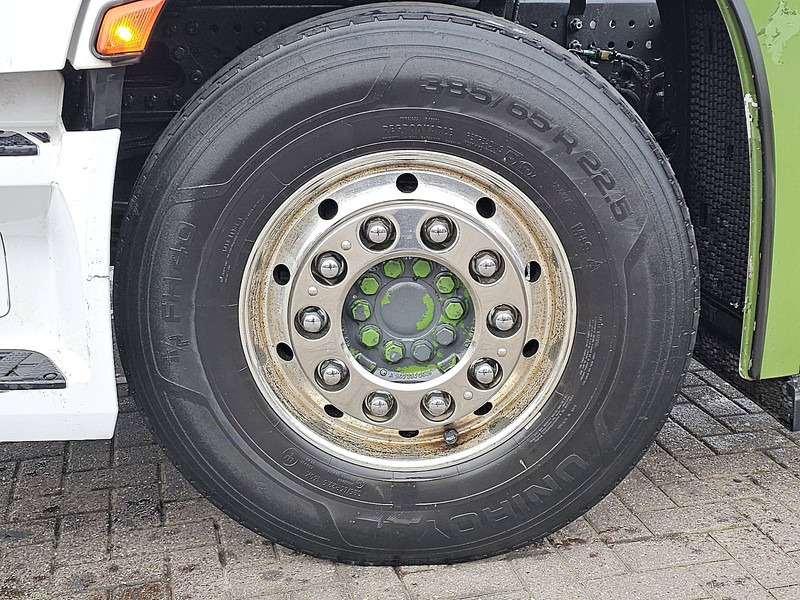 Kamion sa golom šasijom i zatvorenom kabinom Mercedes-Benz ACTROS 2133 MP5: slika 16 Kamion sa golom šasijom i zatvorenom kabinom Mercedes-Benz ACTROS 2133 MP5: slika 16