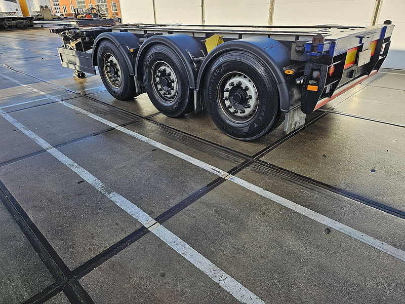 REGIS 3DFCST - Poluprikolica za prevoz kontejnera/ Poluprikolica sa promenjivim sandukom: slika 5 REGIS 3DFCST - Poluprikolica za prevoz kontejnera/ Poluprikolica sa promenjivim sandukom: slika 5