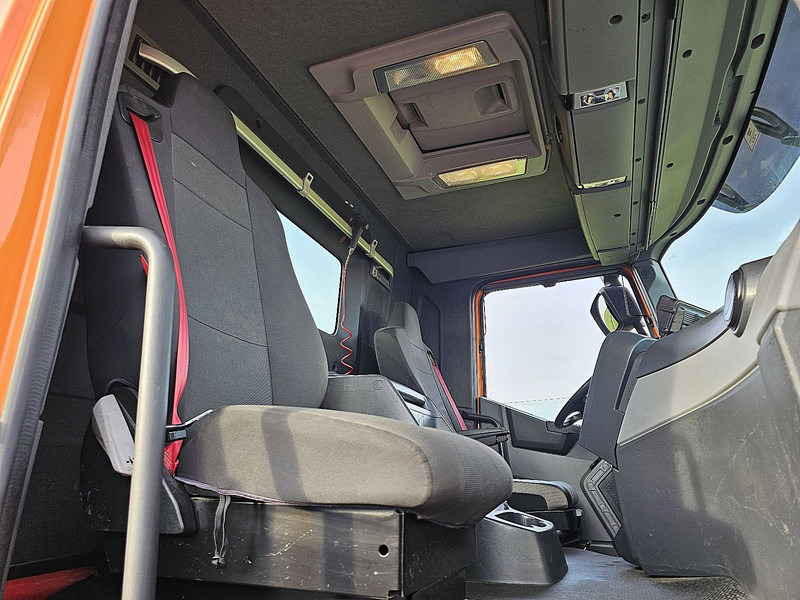 Kamion sa tovarnim sandukom, Kamion sa dizalicom Renault C 430 HIAB 228 E5: slika 7