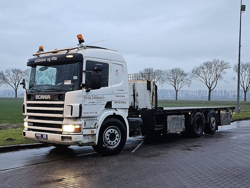 Scania P124.420 CP19 6X2 MANUAL - Kamion sa tovarnim sandukom: slika 2 Scania P124.420 CP19 6X2 MANUAL - Kamion sa tovarnim sandukom: slika 2