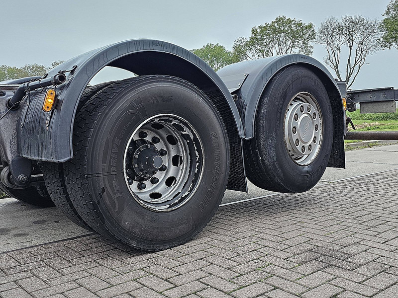 Lizing Scania R124.360 6X2*4 MANUAL 3+3 Scania R124.360 6X2*4 MANUAL 3+3: slika 13 Lizing Scania R124.360 6X2*4 MANUAL 3+3 Scania R124.360 6X2*4 MANUAL 3+3: slika 13