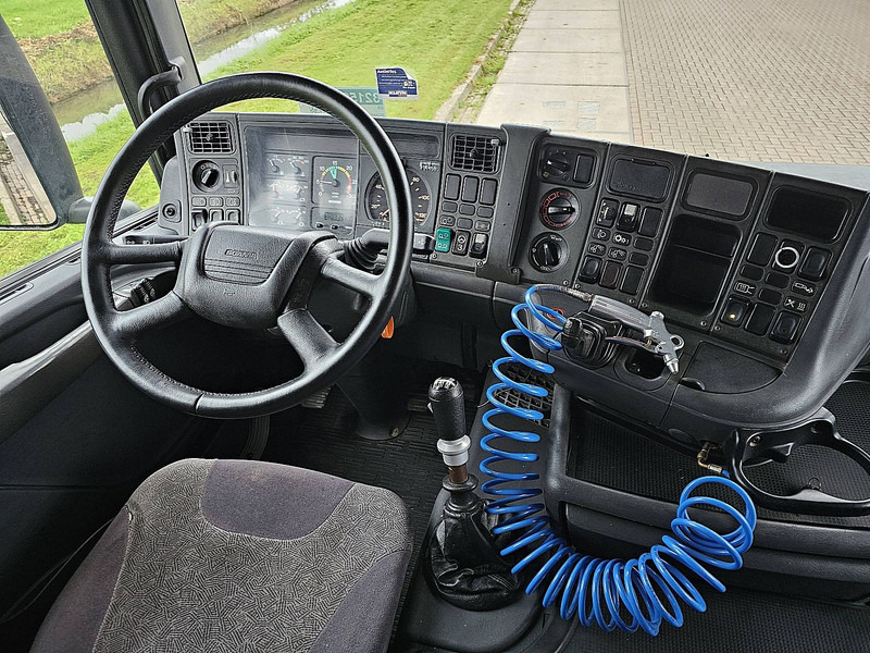 Lizing Scania R124.360 6X2*4 MANUAL 3+3 Scania R124.360 6X2*4 MANUAL 3+3: slika 8 Lizing Scania R124.360 6X2*4 MANUAL 3+3 Scania R124.360 6X2*4 MANUAL 3+3: slika 8