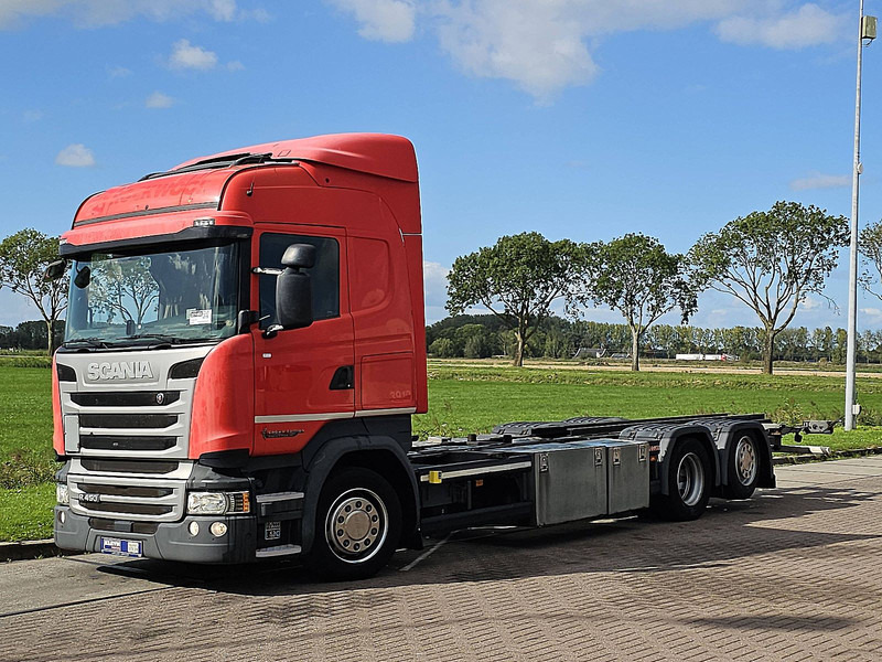 Scania R450 HL 6X2*4 RET. CROWN - Kamion za prevoz kontejnera/ Kamion sa promenjivim sandukom: slika 2 Scania R450 HL 6X2*4 RET. CROWN - Kamion za prevoz kontejnera/ Kamion sa promenjivim sandukom: slika 2