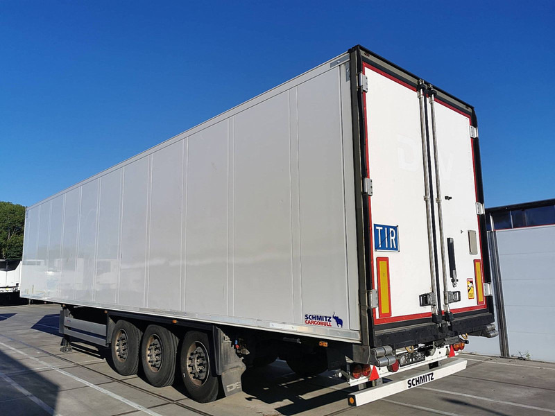 Schmitz Cargobull SKO 24 FP 45 COOL THERMOKING SLXI300 - Poluprikolica hladnjače: slika 5 Schmitz Cargobull SKO 24 FP 45 COOL THERMOKING SLXI300 - Poluprikolica hladnjače: slika 5